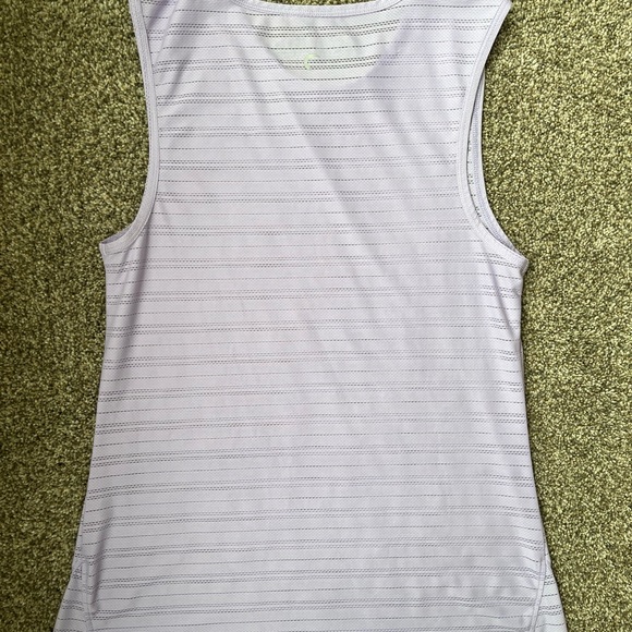 Zyia Luxe Muscle Tank Top - Picture 2 of 5